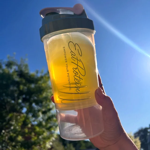 FINALLY BACK IN STOCK! 👀🚨 
Link in bio to order our viral Collagen & Protein Juice today! 🙌🍍

Click the link in our bio or head over to https://www.eatprotein.co.uk/shop/supplements/collagen/tropical-fruits-clear-collagen-protein-juice-mix/ 

#eatprotein #collagen #protein #proteinshake #gymgirl #hydrolisedcollagen